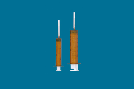 一次性使用無菌避光注射器
